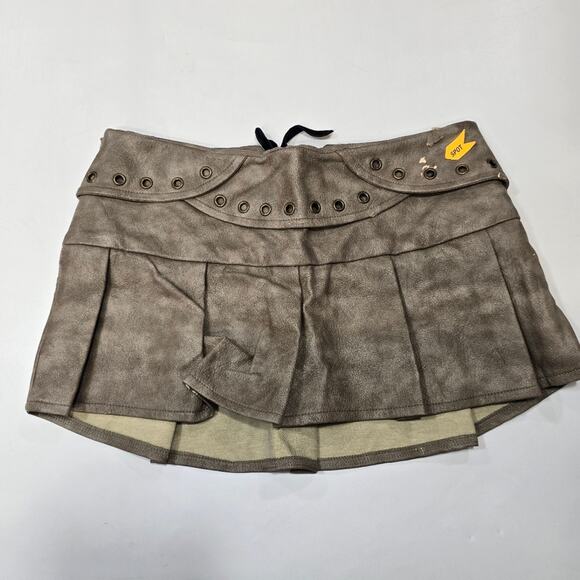 Zemeta Attic Box Tie Micro Skirt in Taupe - Picture 2 of 10